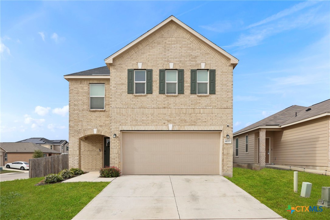 4703 Plaza Center