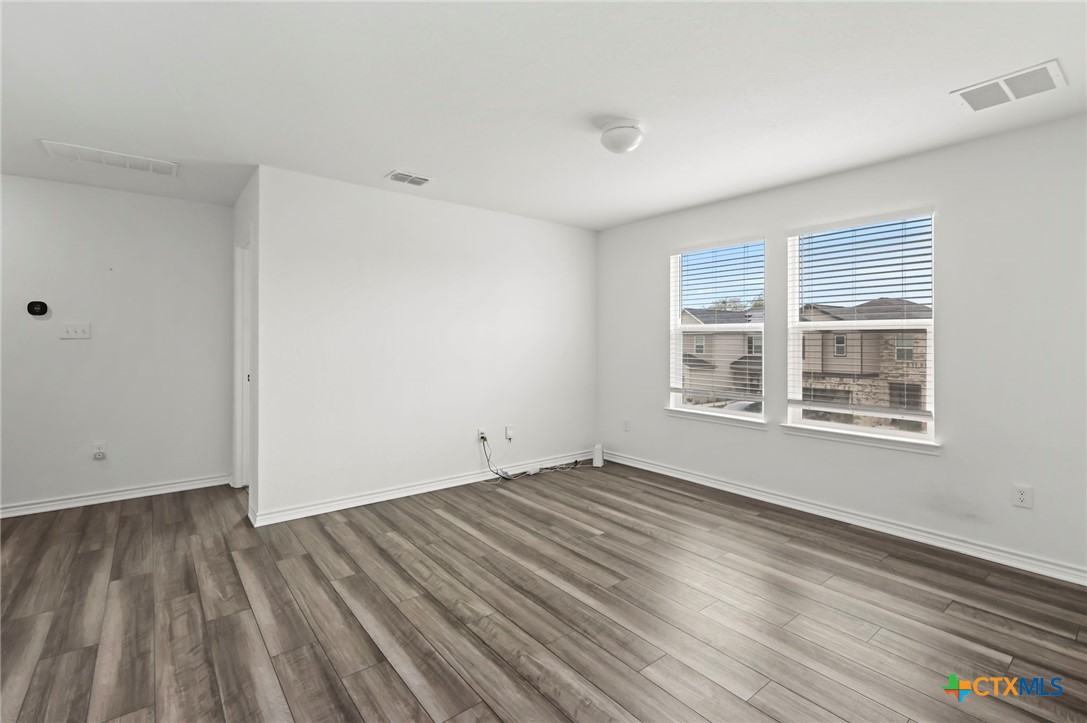 4703 Plaza Center