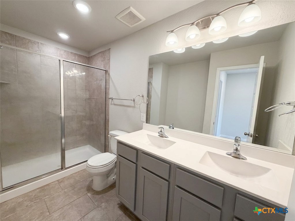 2432 Ayers Drive