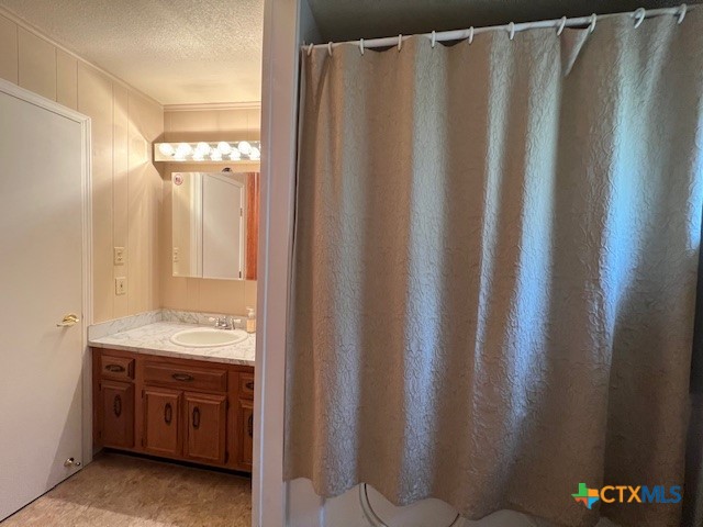 1128 Hill Circle East Drive