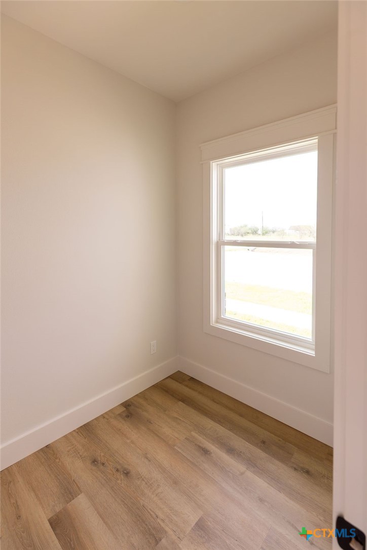 998 Bliss Drive