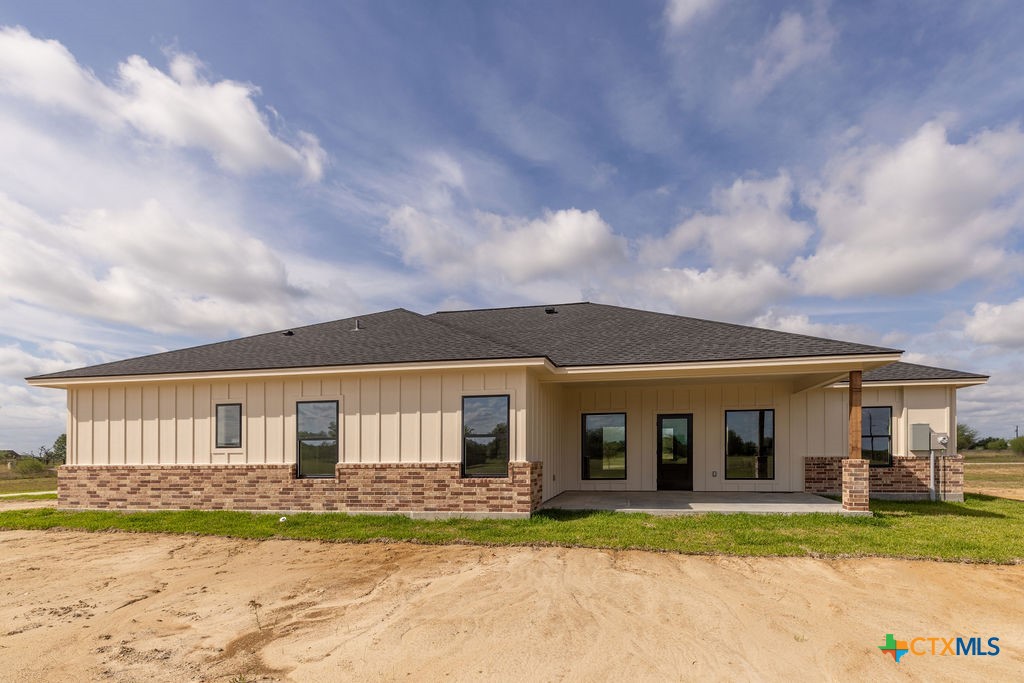 998 Bliss Drive