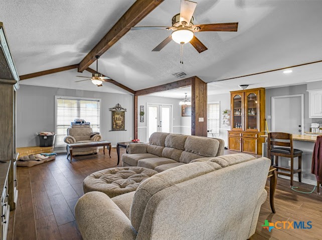 906 Mead Road