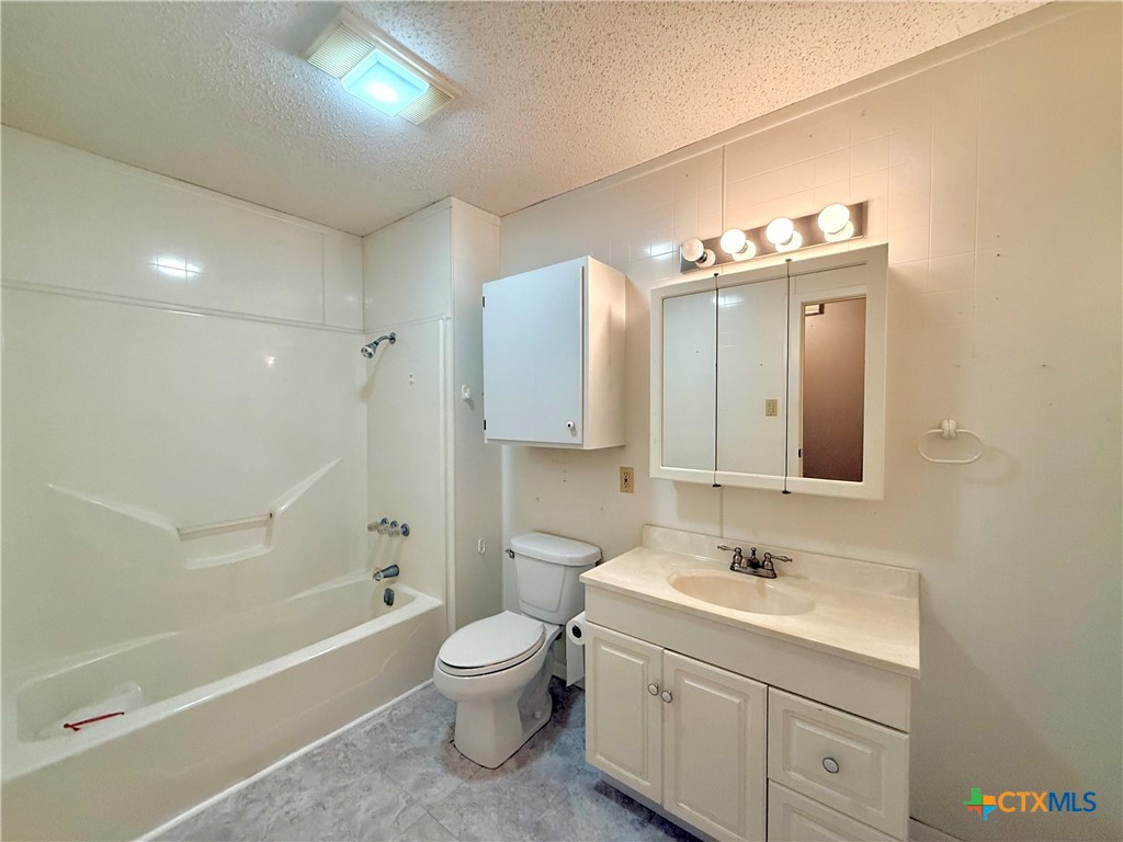 109 River Road