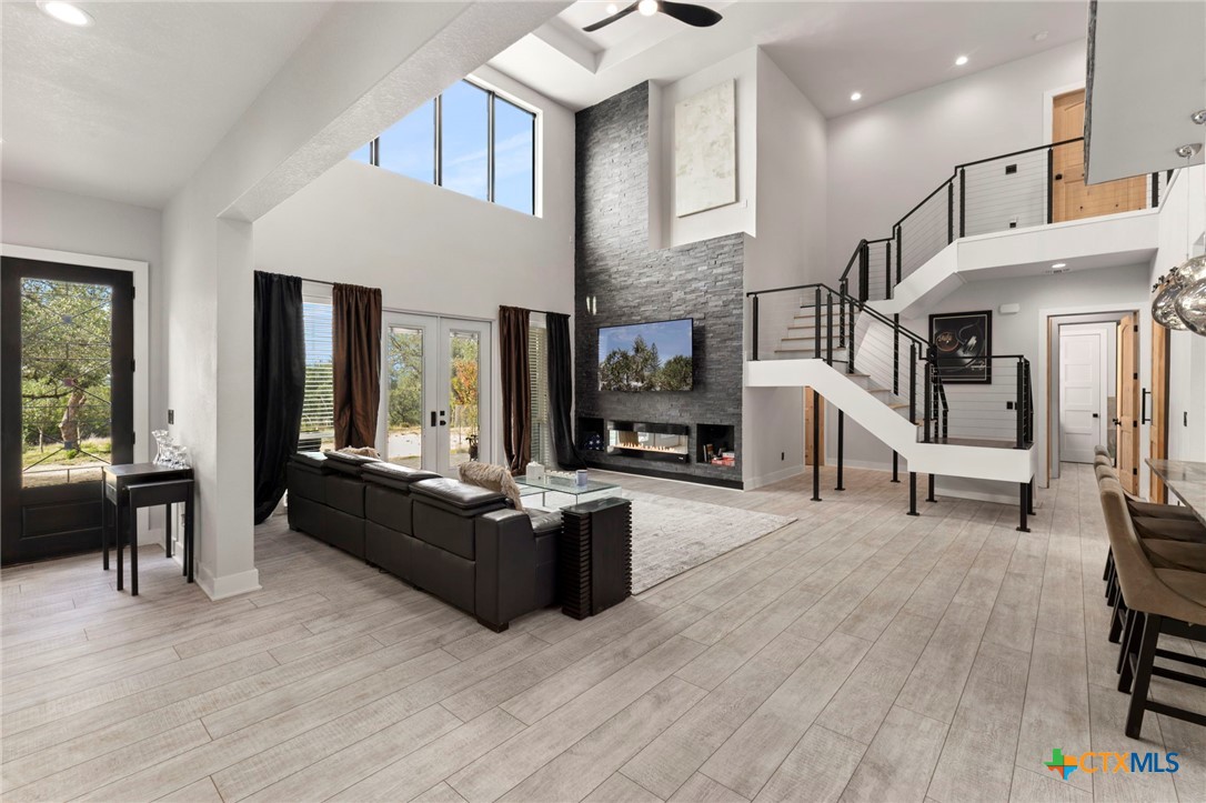 109 Pond View Court