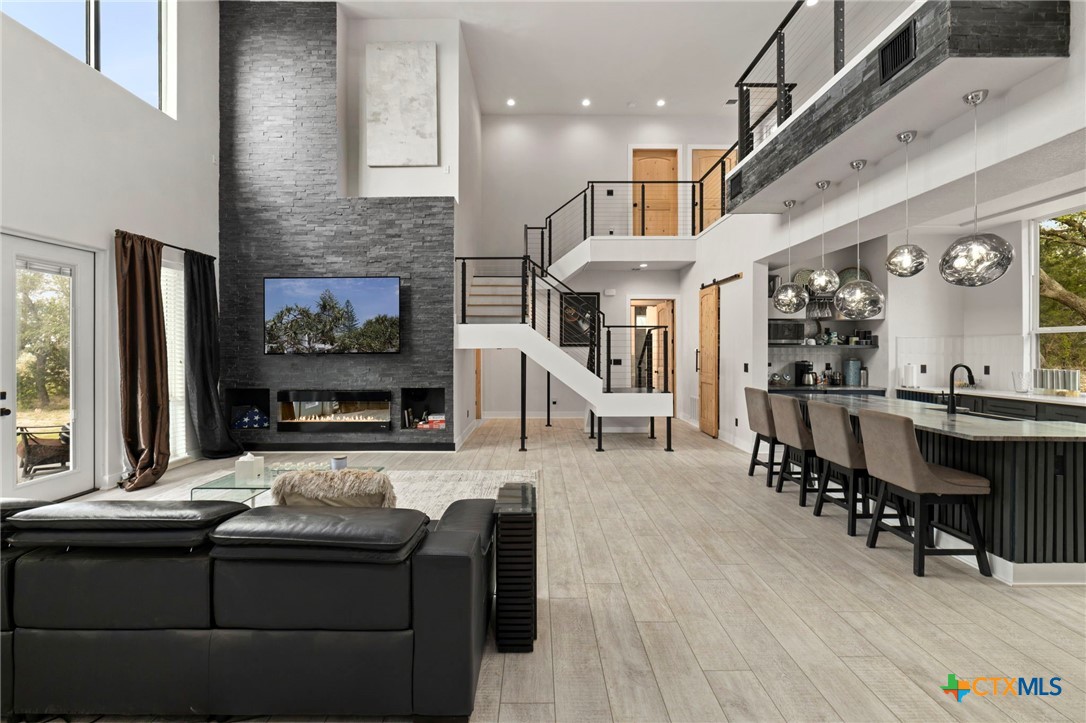 109 Pond View Court