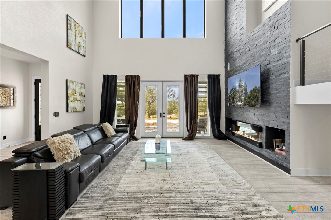 109 Pond View Court