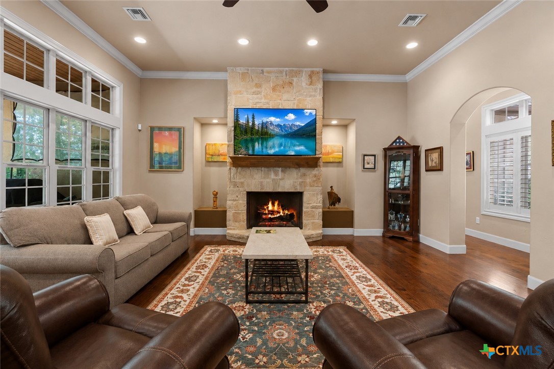 416 Williams Way