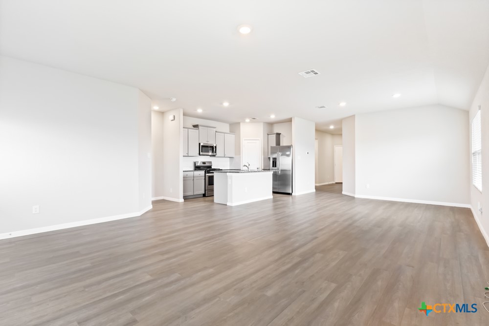 2834 Calandra Lark