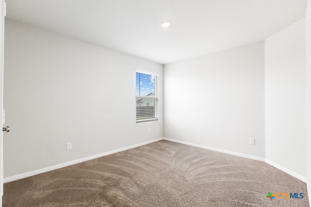 2834 Calandra Lark