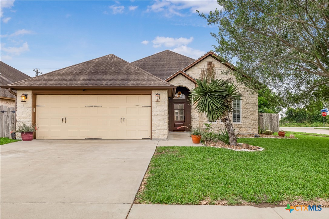 201 Amberglow Court