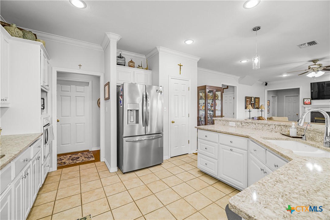230 Dewberry Lane