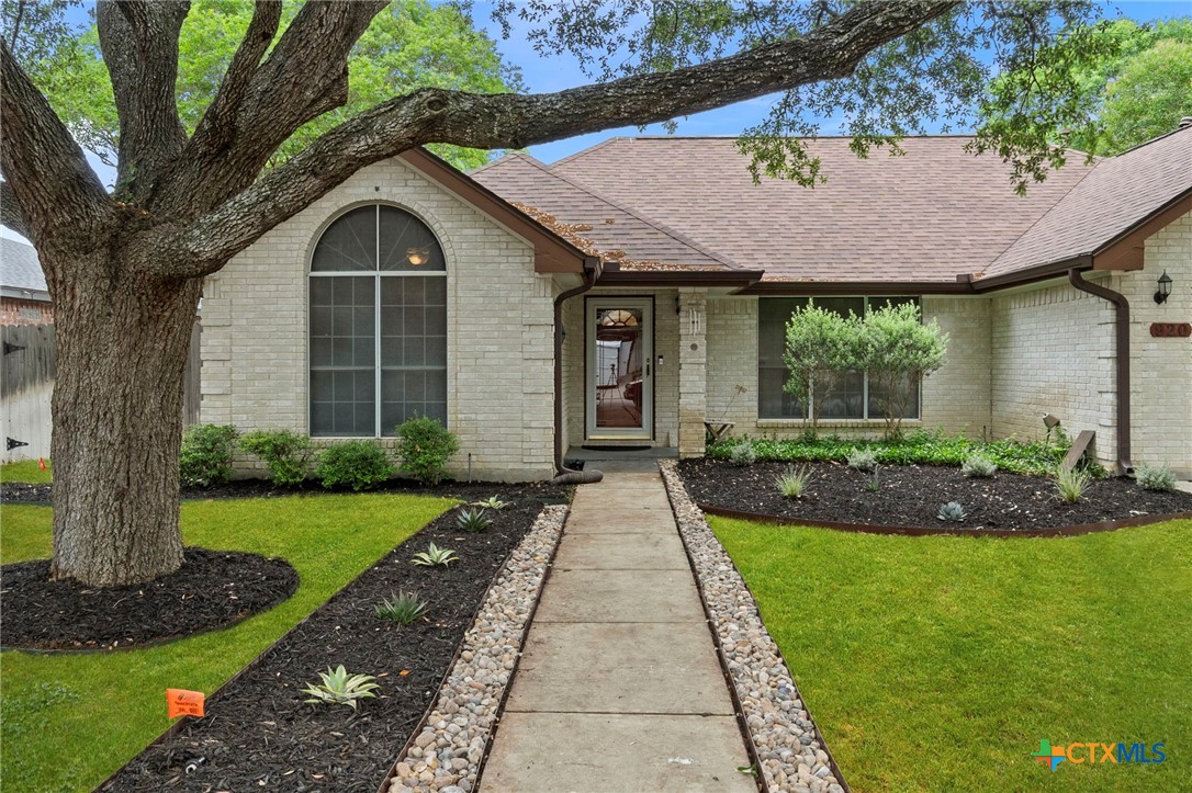 920 Queens Drive