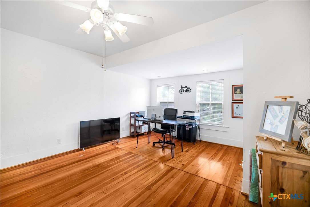 704 W Commercial Street