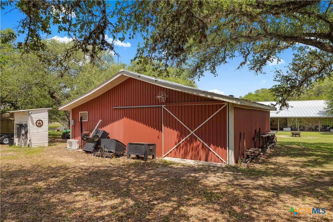3182 Live Oak Road