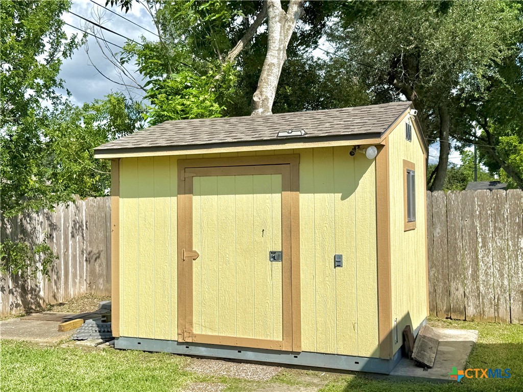 208 Richmond Drive