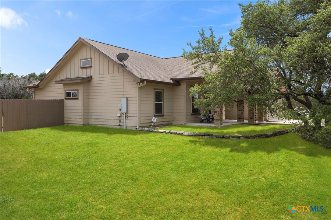 111 Swallow Ct Court