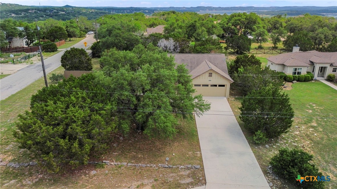 111 Swallow Ct Court