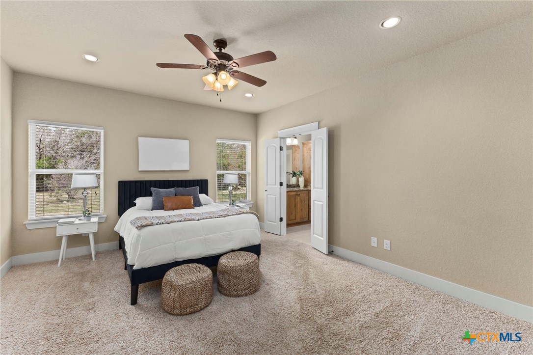 111 Swallow Ct Court