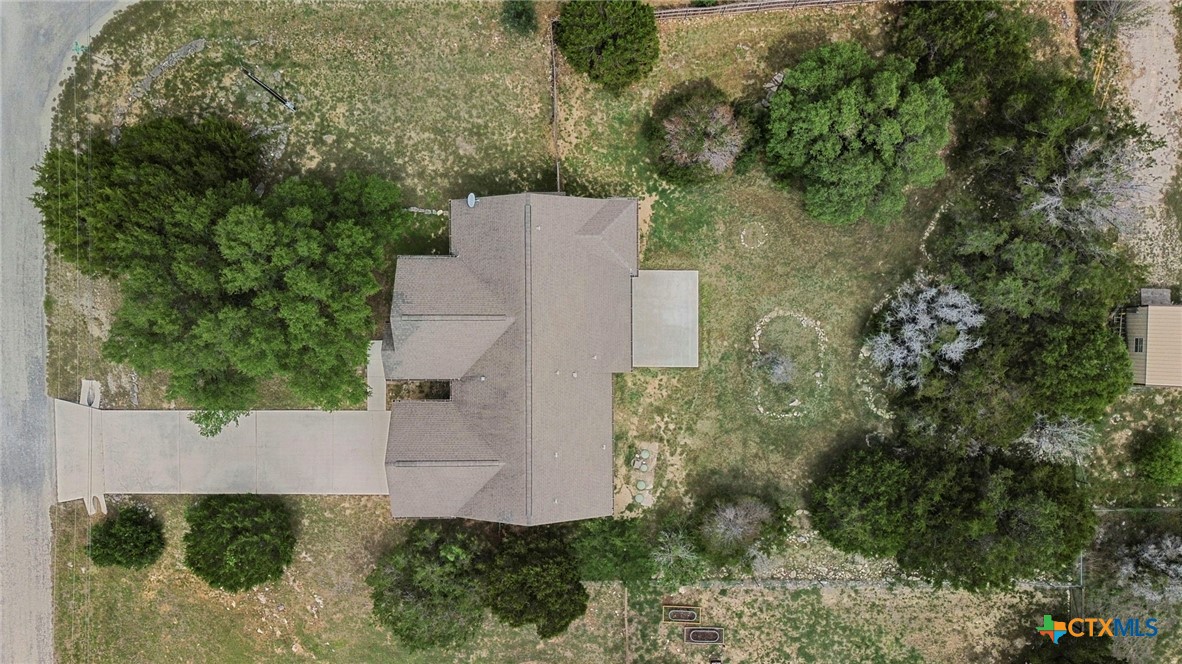 111 Swallow Ct Court