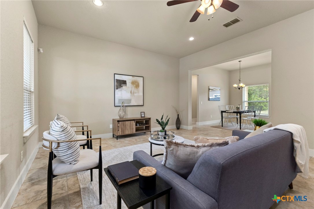 111 Swallow Ct Court