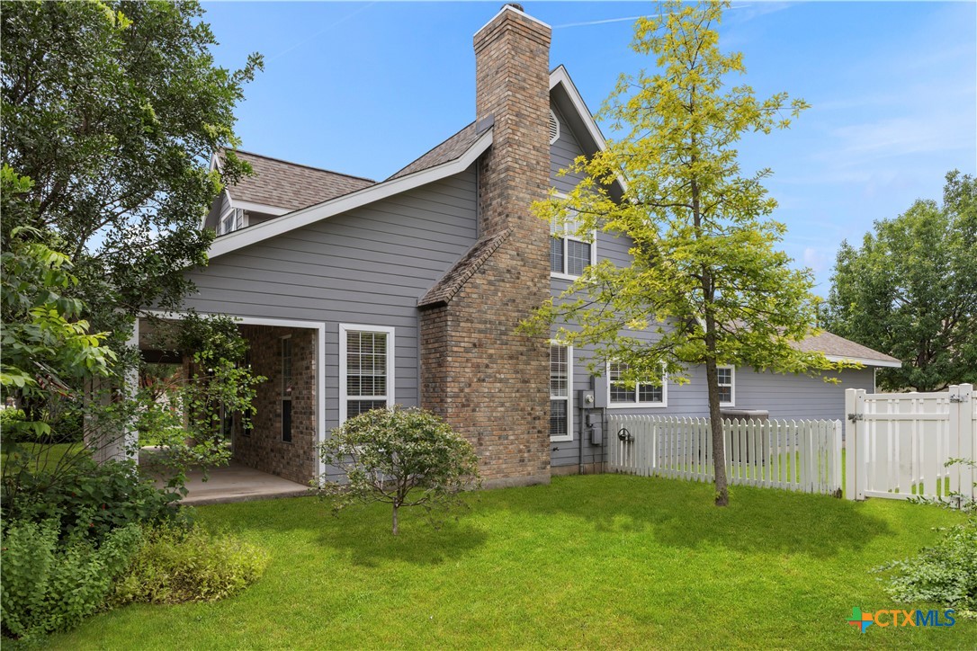 1405 Azalea Lane