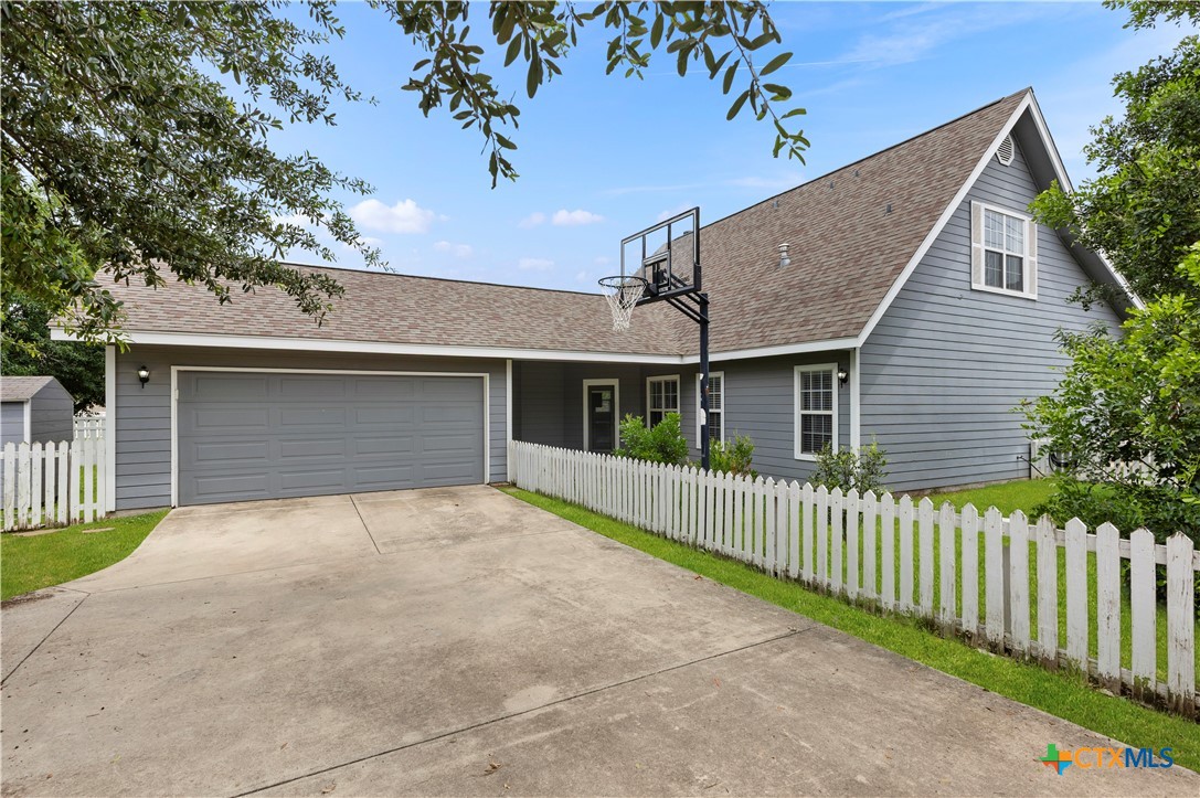 1405 Azalea Lane