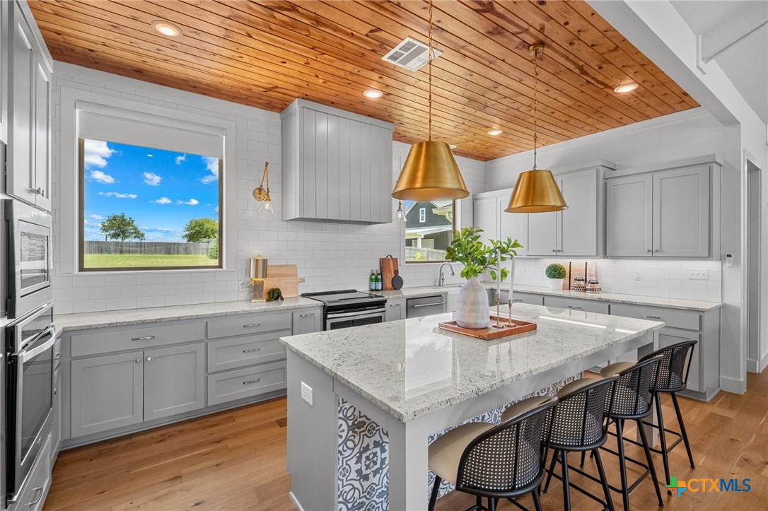 4412 Cedar Creek Road