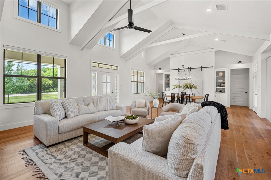 4412 Cedar Creek Road
