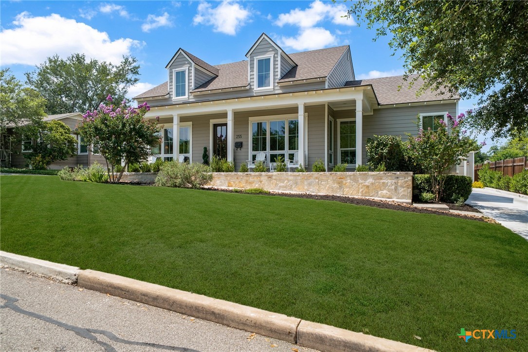 255 Retama Place