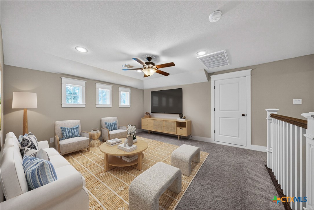 255 Retama Place