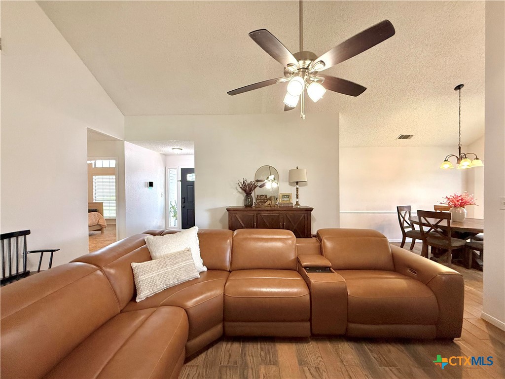 901 Taos Drive