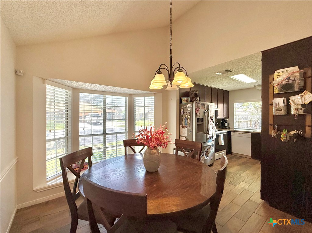 901 Taos Drive
