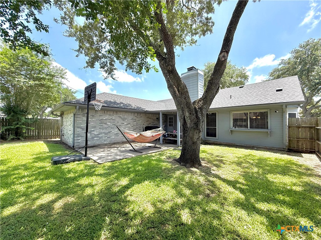 901 Taos Drive