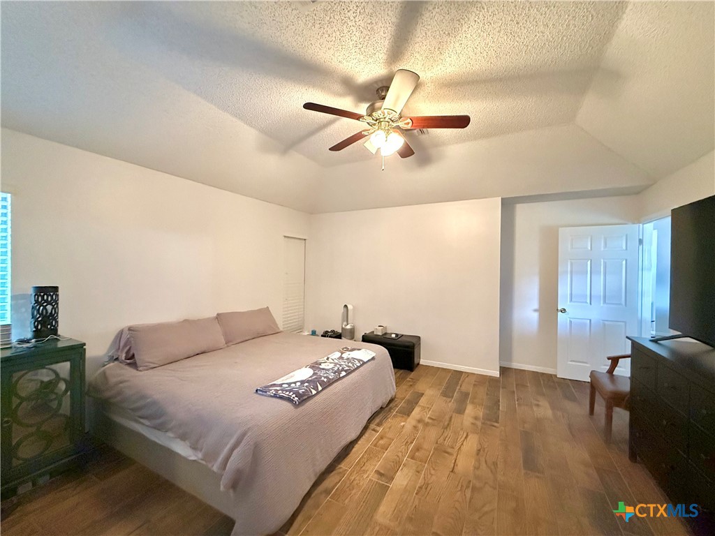 901 Taos Drive