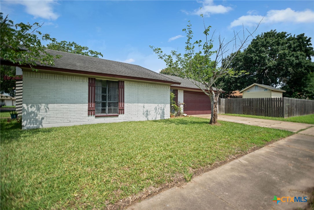 102 Sagemont Avenue