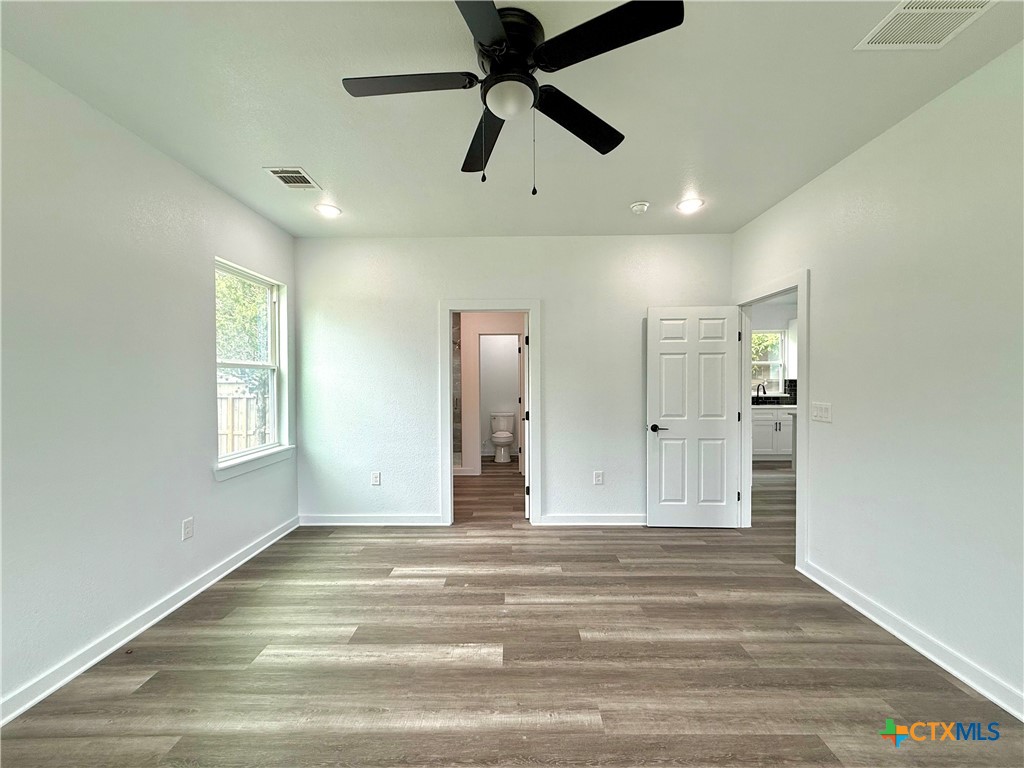 501 Walnut St