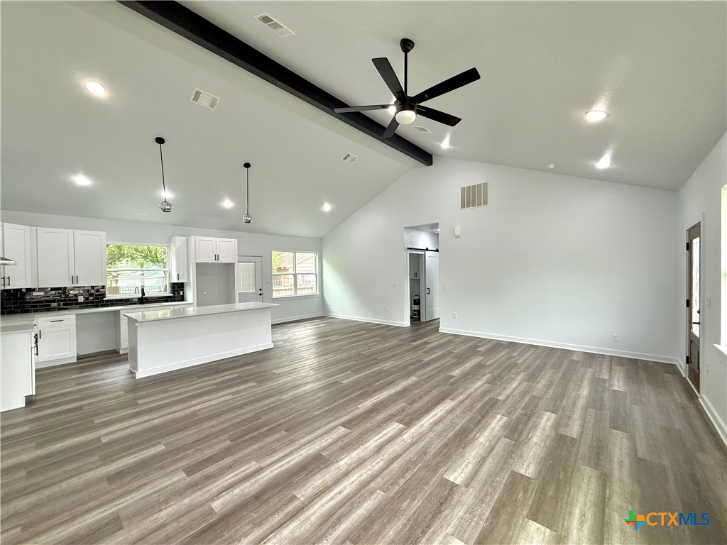501 Walnut St