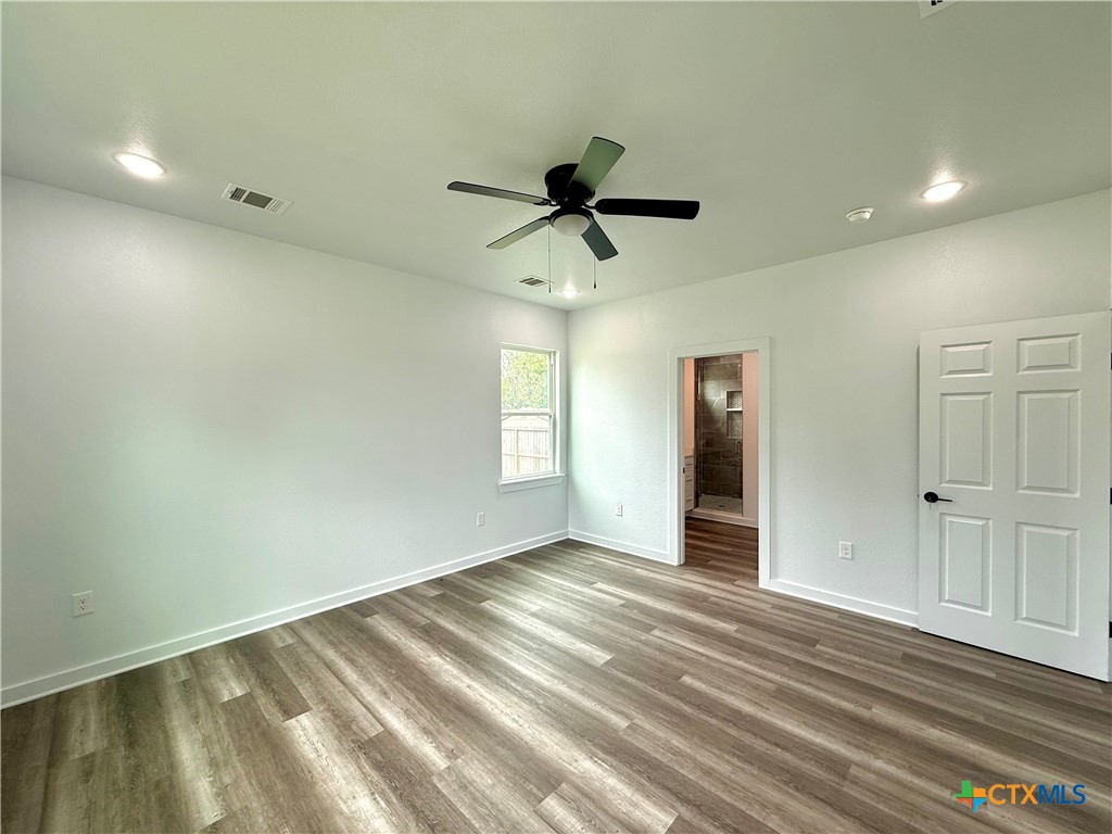 501 Walnut St