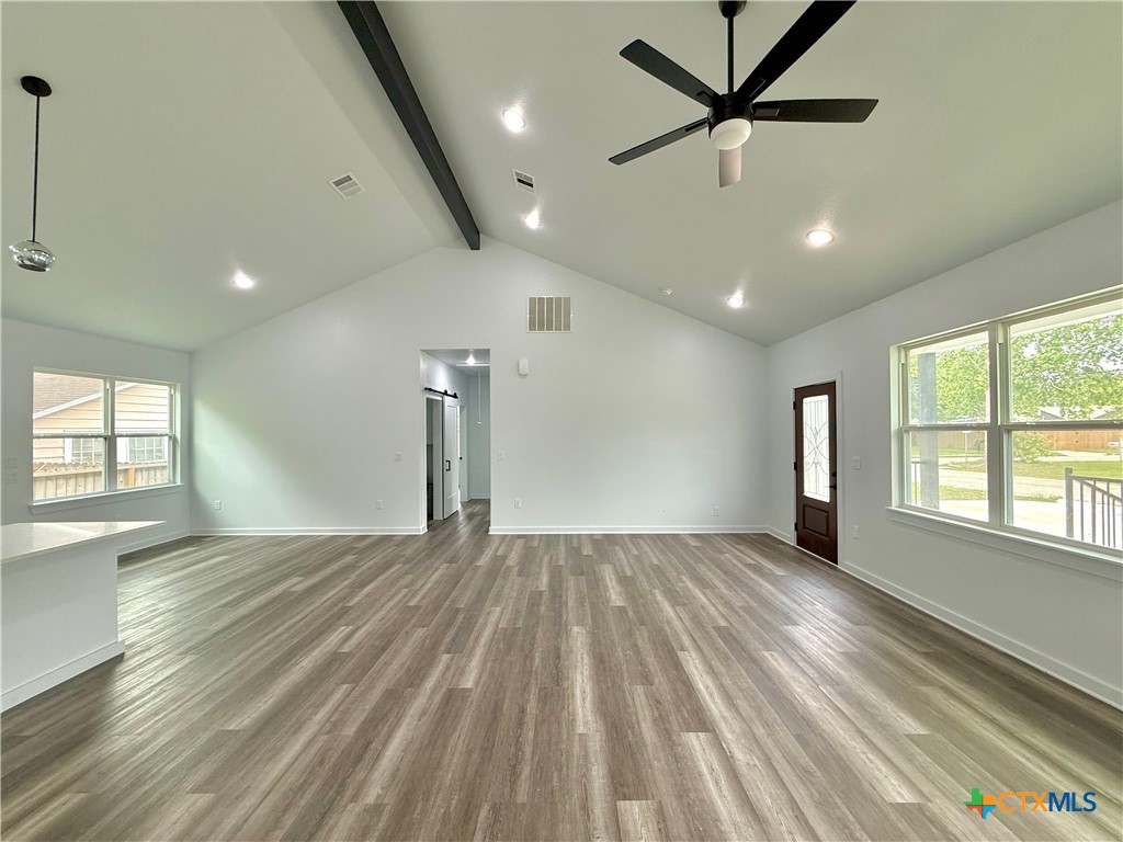 501 Walnut St
