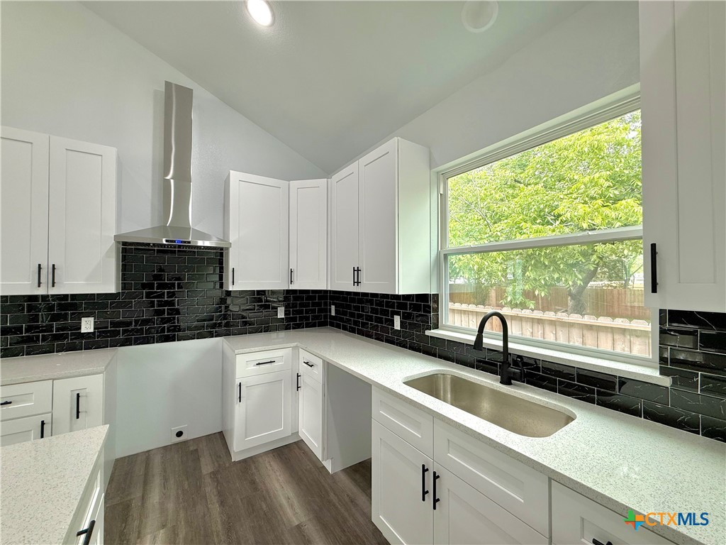 501 Walnut St