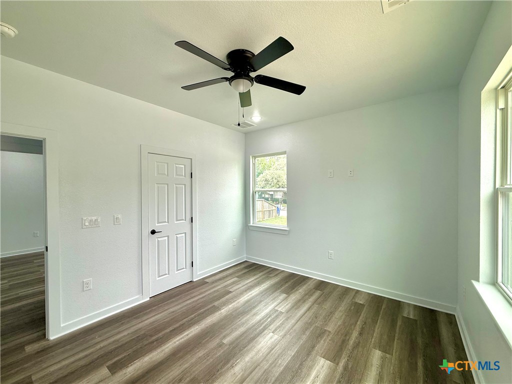 501 Walnut St