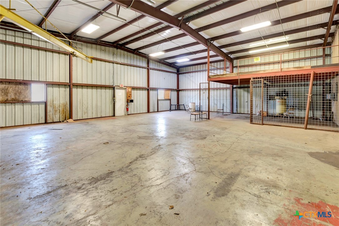 3305 US Highway 59