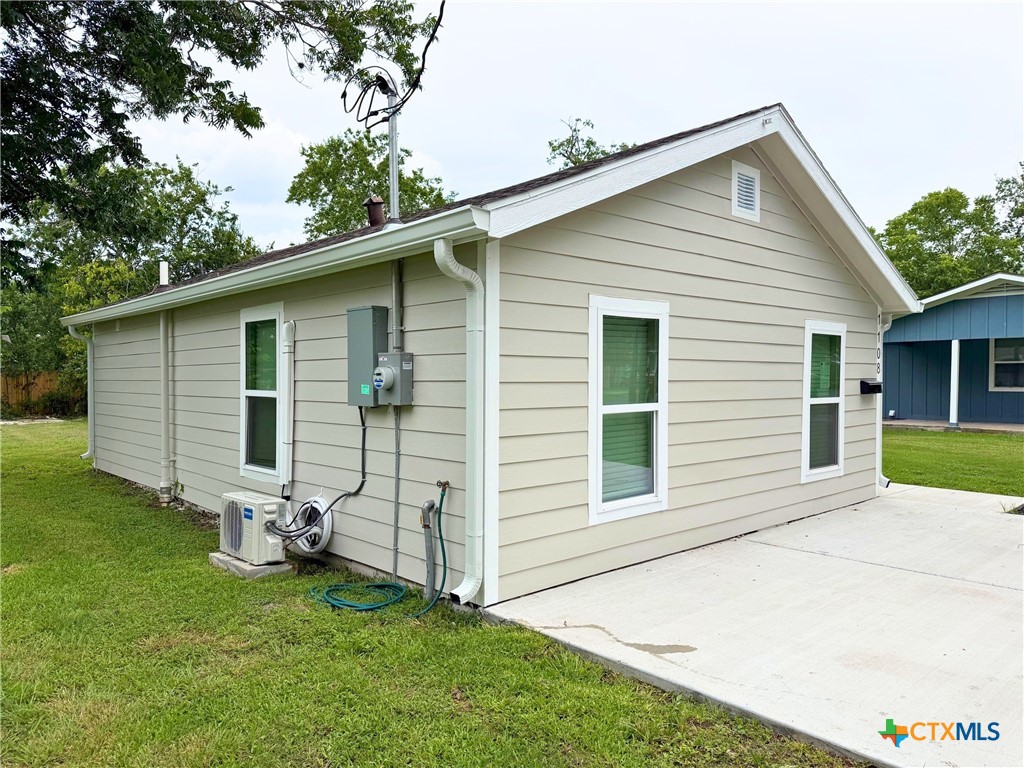 1108 Harvey Lane