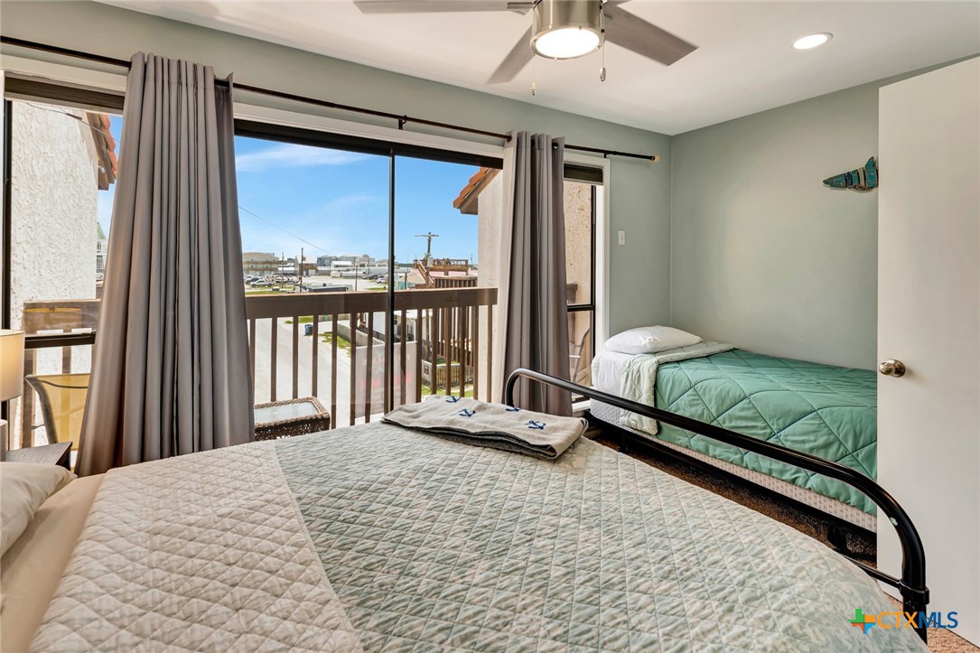 462 N 15th Street Unit #2 Cove