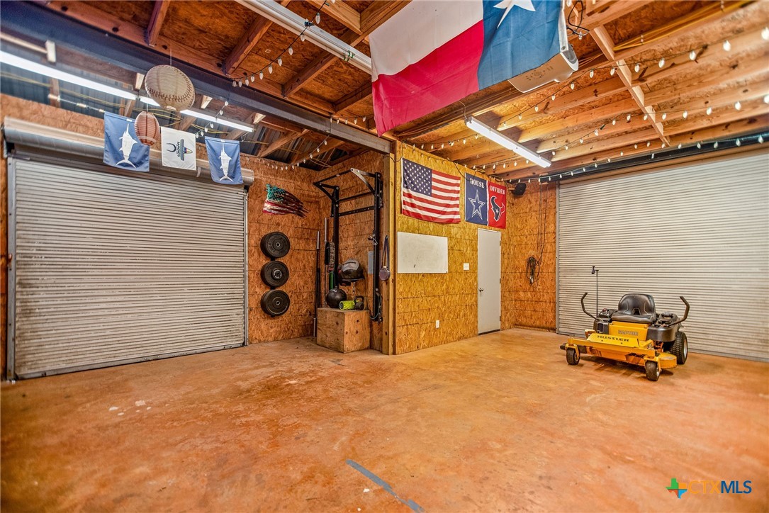 305 W Division Street