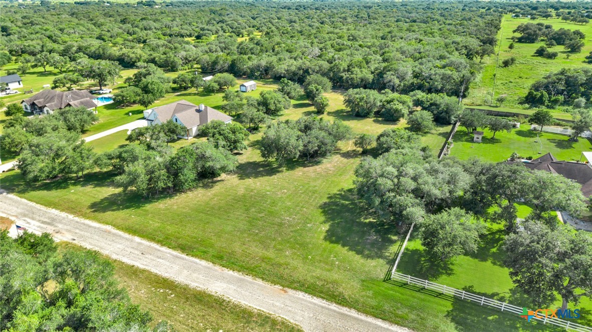353 Pura Vida Road
