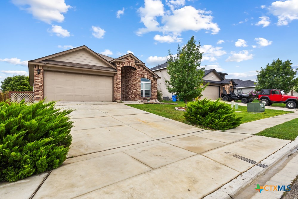 1533 Redbridge Drive