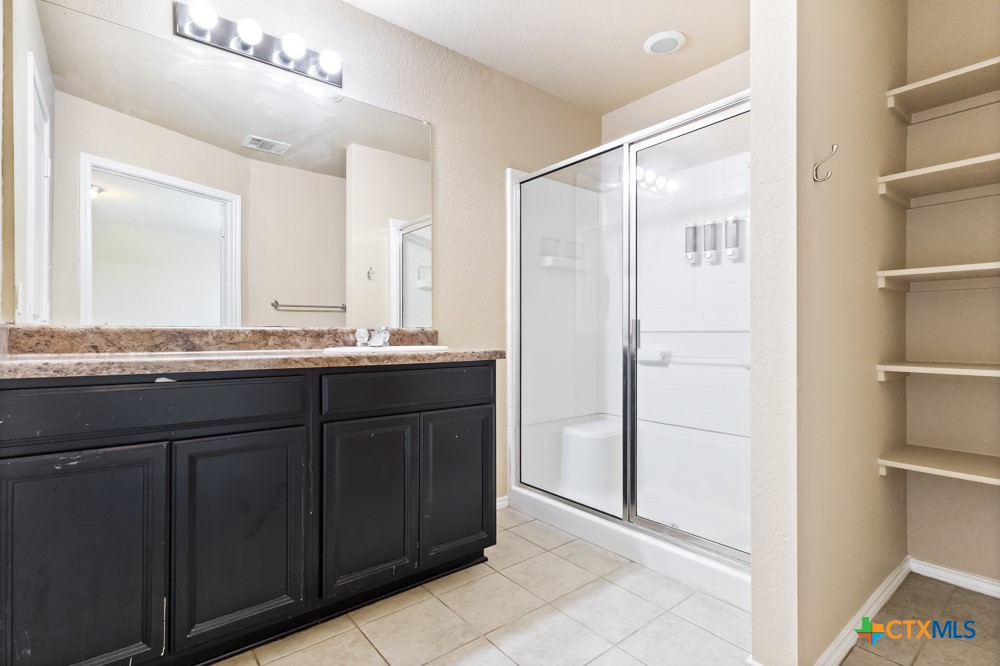1533 Redbridge Drive