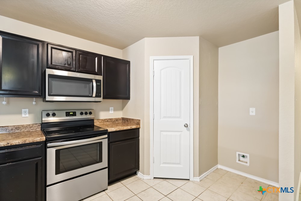 1533 Redbridge Drive